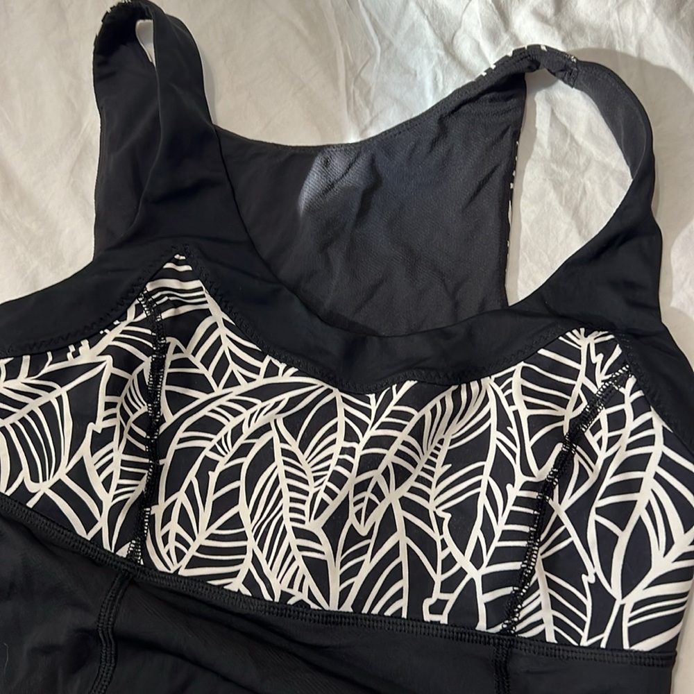 Lululemon Tanktop - Picture 3 of 3